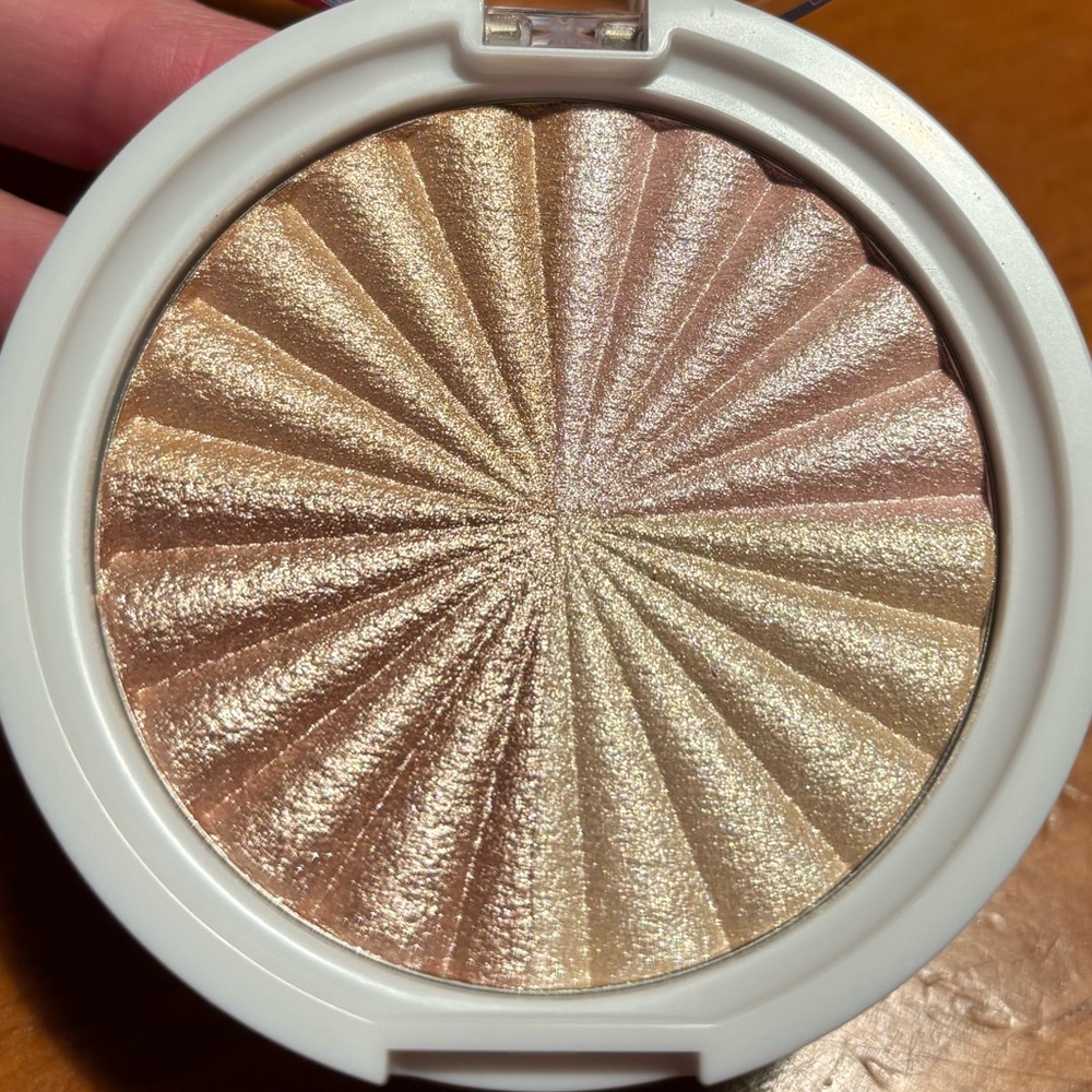 OFRA Highlighter All of the Lights